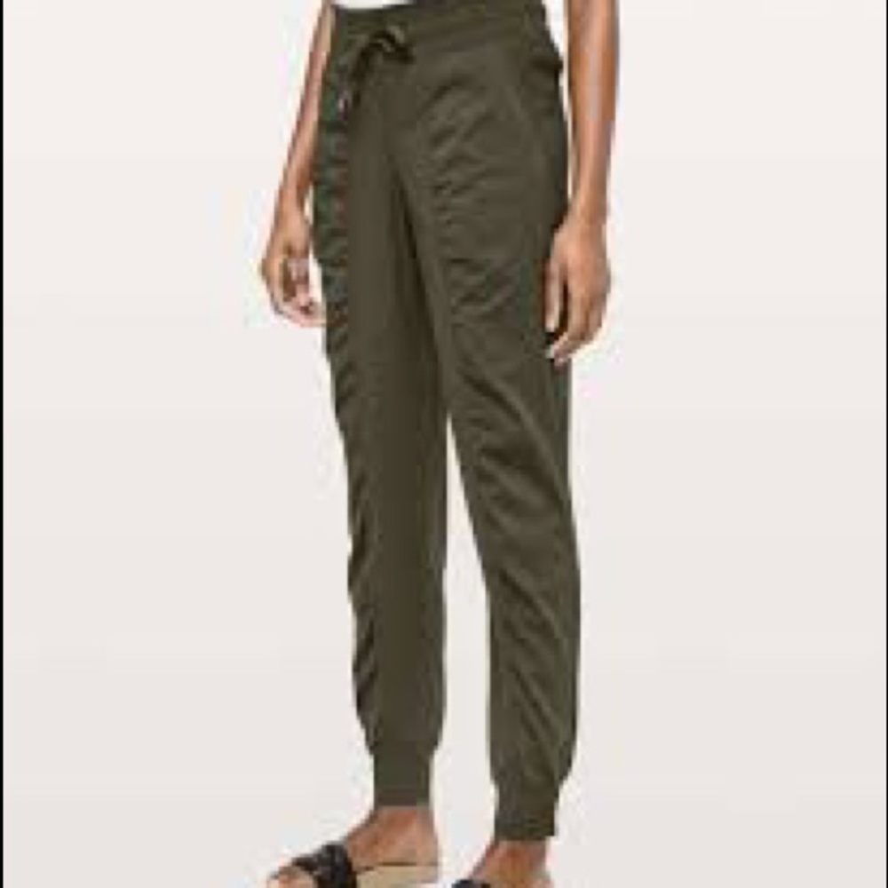 Lululemon Dance Studio Jogger